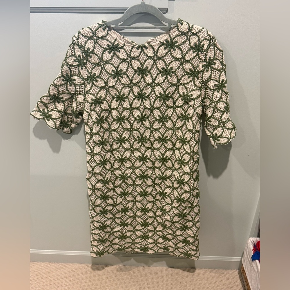 Tuckernuck Fern Crochet Belclaire Dress, size Medium - worn twice